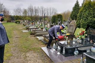 Ogromny huk rozerwał powietrze. Dwaj policjanci zginęli w zderzeniu radiowozów [ZDJĘCIA]