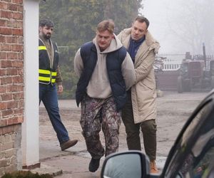 	Barwy szczęścia odc. 3185. Majak (Łukasz Borkowski),  młody Leszek Szymański (Maciej Czerklański)