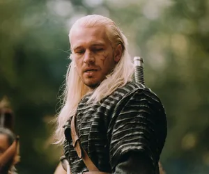 Polski Wiedźmin hitem za granicą! Widzowie chcą Żebrowskiego w serialu Netfliksa