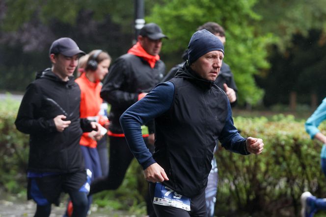 Bieg Bądź aktywny - przegoń raka. 6. edycja w Katowickim Parku Leśnym