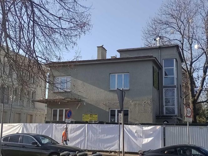 Remont modernistycznej willi na Focha 24 w Krakowie