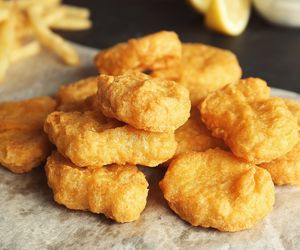 Mini steki z kurczaka w cieście piwnym z parmezanem