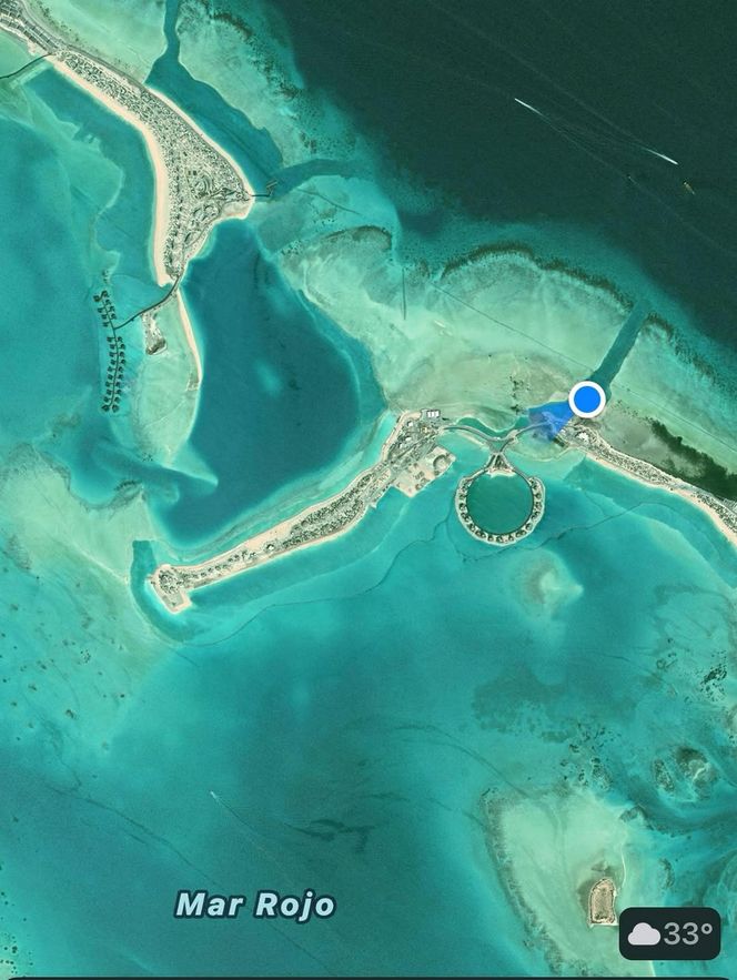 Narzeczona Cristiano Ronaldo w skąpym stroju biegała po plaży