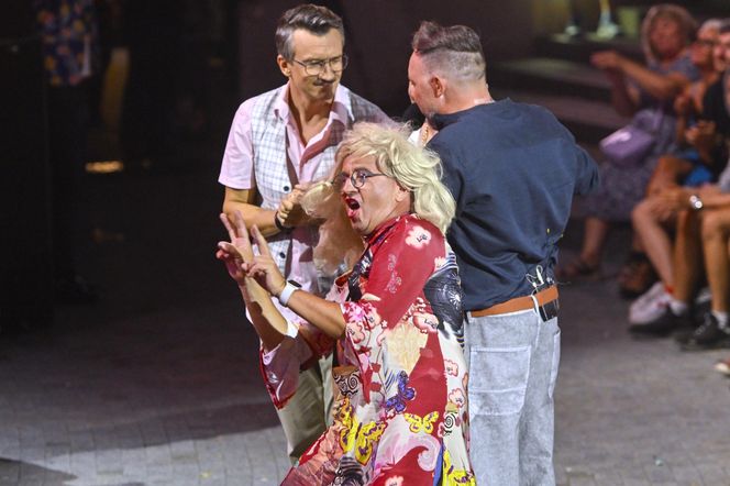 To już plaga! Kolejny gwiazdor ogłosił rozwód. Michał Czernecki spędził z żoną Magdaleną 20 lat