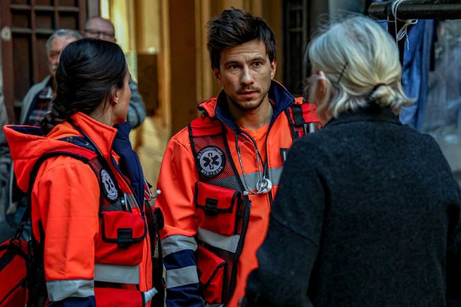 Szpital św. Anny, odcinek 6. Marta (Klaudia Koścista), Tomek (Piotr Nerlewski)