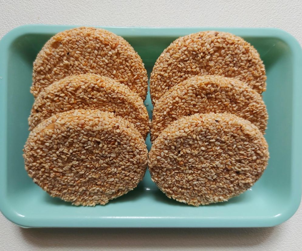 Ciasteczka, jakich jeszcze nie próbowaliście. Proste, pyszne i mocno sezamowe