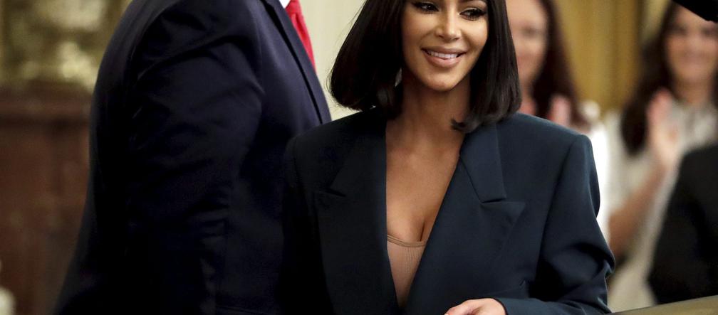 Ma już dość polityki! Kim Kardashian wróciła do korzeni 