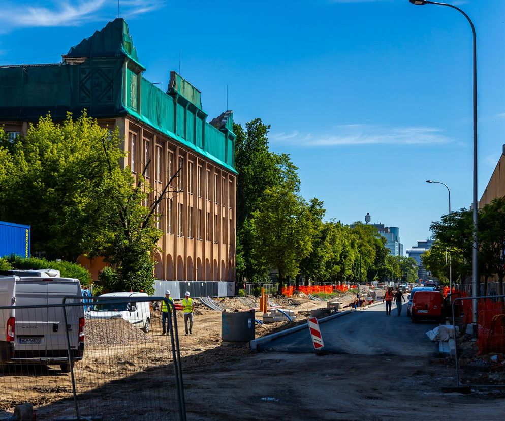 Tramwaj na Rakowieckiej w budowie