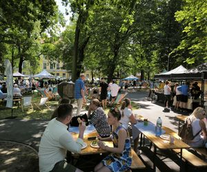 Rynek śniadaniowy w Parku Kościuszki
