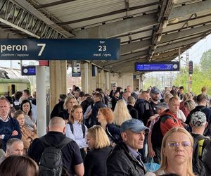 Paraliż na kolei po wypadku w Wesołej