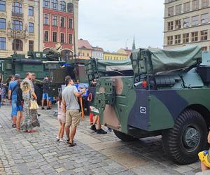 Święto Wojska Polskiego we Wrocławiu. Taki sprzęt zaprezentowano na wrocławskim Rynku 