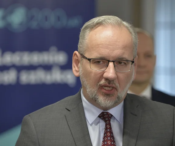 Adam Niedzielski w szpitalu. Były minister zdrowia został pobity?