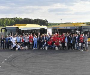 Autobusy w poślizgu! Kto tym razem okazał się najlepszym kierowcą autobusu? 