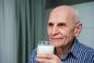 Czy kefir zapobiega chorobie Alzheimera? Nowe badania dają nadzieję