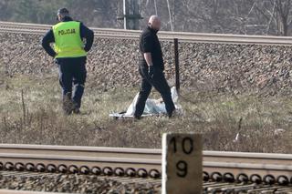 Syn znalazł ciało ojca potrąconego przez pociąg. Dramat w Katowicach