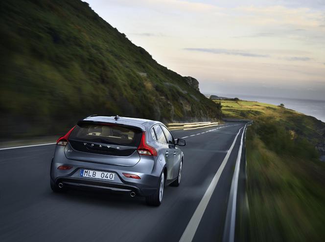 NOWE VOLVO V40