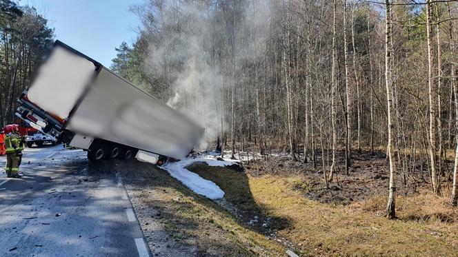 Spalił się we własnym aucie. Tragedia pod Mińskiem Mazowieckim