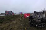  Śmiertelny wypadek na A1 pod Tuszynem! 42-latek zginął w dachującym aucie [ZDJĘCIA].
