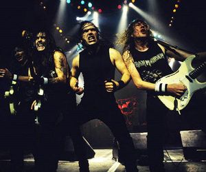 Steve Harris wspomniał czasy Iron Maiden z Blaze'em Bayleyem w składzie: Pomógł utrzymać zespół przy życiu