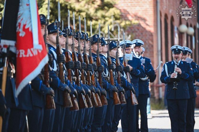 Pogrzeb komendanta policji w Bieruniu. Młodszy inspektor Dariusz Waligóra odszedł na wieczną służbę