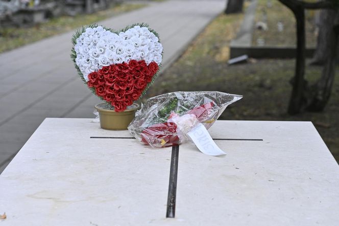 Grób Kornela Morawieckiego na  Powązkach Wojskowych