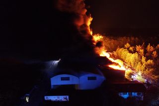 Ogromny pożar na Mazowszu. Spłonęła hala magazynowa 