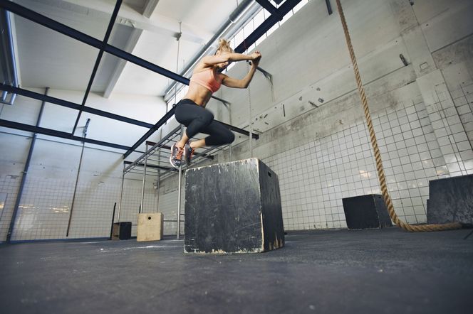 Burpees - 11 wariantów ćwiczenia dla początkujących i zaawansowanych