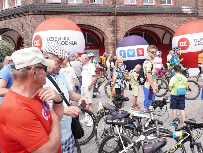 Tour de Pologne 2025. Start w Katowicach Nikiszowcu