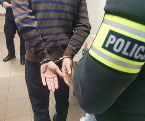 Kradzież w Rzeszowie, jak z filmu akcji. Złodziej wszedł szybem, nie zostawił śladu