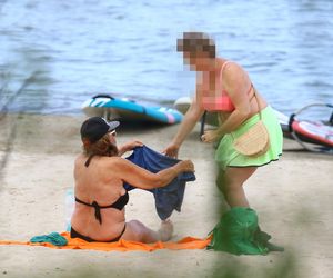Agnieszka Fitkau-Perepeczko na plaży w Sopocie