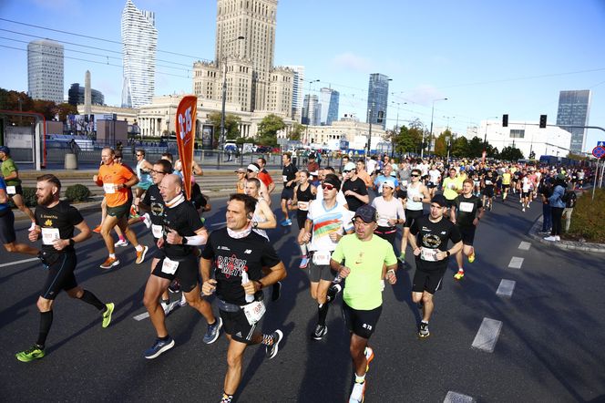 Uczestnicy 46. edycji Nationale-Nederlanden Maratonu Warszawskiego