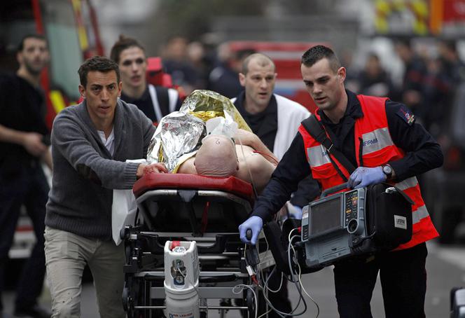 Terroryści zastrzelili 12 osób w redakcji satyrycznego pisma Charlie Hebdo w Paryżu!