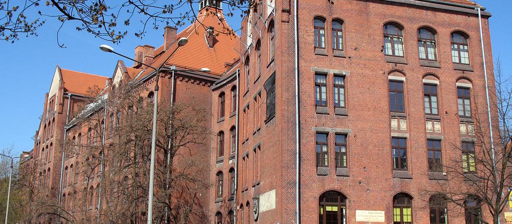 LO nr VII im. Krzysztofa Kamila Baczyńskiego