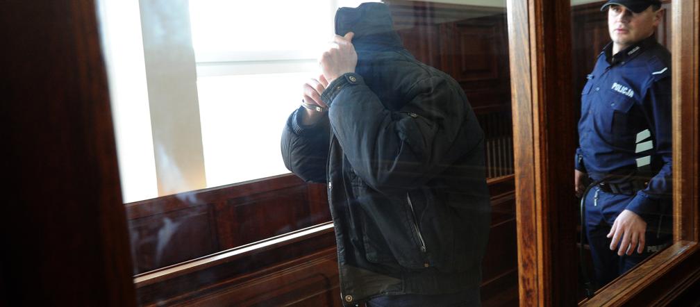 Potwór z Drawska musi zgnić w więzieniu. Prokuratura chce dożywocia