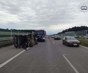 Kolejny wypadek na A1. Kilka osób trafiło do szpitala