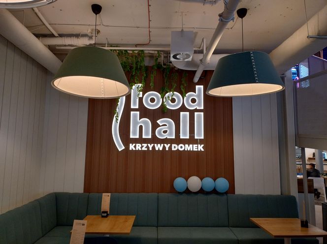 Krzywy Domek w Sopocie już otwarty. Nowy foodhall na mapie Trójmiasta