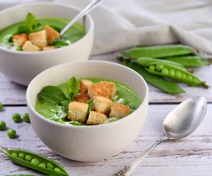 Zupa z groszku cukrowego - letni rarytas nie do pogardzenia. Zrób ją choć raz w sezonie