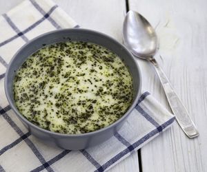 Lekka i sycąca zupa jogurtowa - turecka Naneli Yogurt Corbasi 