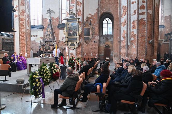 Nie żyje Paweł Huelle. Trwa pogrzeb pisarza 