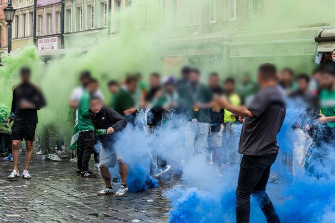 Awantura kibiców przed meczem Chelsea - Betis