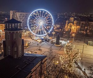 Świąteczne iluminacje w Częstochowie gotowe na jarmark bożonarodzeniowy