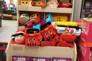 Gang Biedroniaków wjeżdża do Biedronki! Znamy szczegóły akcji i listę 19 zabawnych maskotek