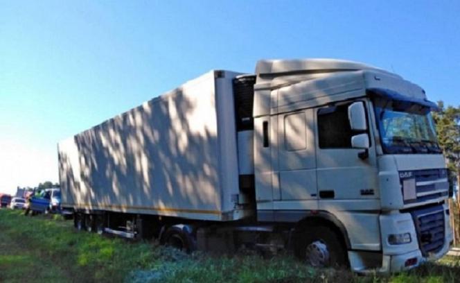 Kierowca TIR-a bez spodni na autostradzie A4. TAK nikt się jeszcze nie tłumaczył!