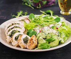 Z mięsa mielonego i tego zielonego warzywa robię pyszny obiad. Rodzina zawsze prosi o dokładkę 