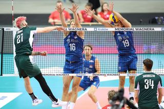 Siatkówka. Mecz Polska-Serbia. Memoriał Huberta Jerzego Wagnera w Krakowie