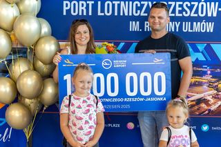 Milionowy pasażer na lotnisku w Jasionce. Najszybciej w historii podkarpackiego portu