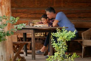 Pierwsza miłość, odcinek 2770: Dziwna choroba Tomka. Dla chorego syna Kinga i Artur przeprowadzą się na wieś