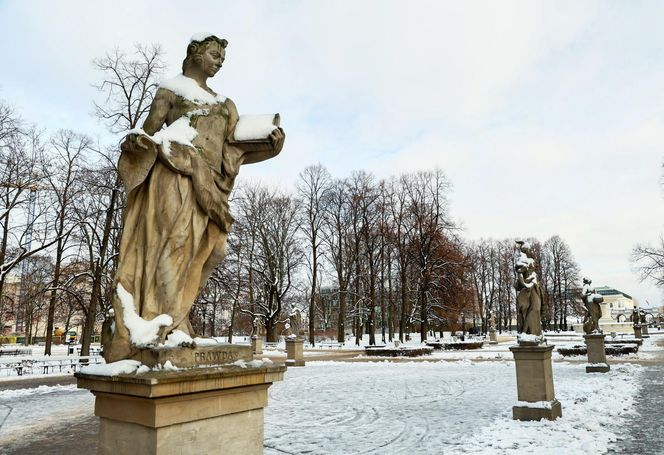  Najstarszy warszawski park z fascynującą historią. Mimo upływu lat, wciąż zachwyca!