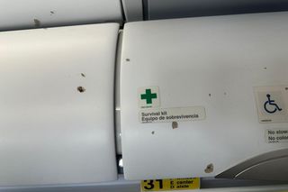 Szok! Samolot ostrzelany przy próbie lądowania. Ranna stewardessa!