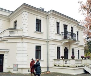 	Barwy szczęścia odc. 3170. Józefina Rawiczowa (Elżbieta Jarosik), Andrzej Zastoja-Modelski (Leon Charewicz)